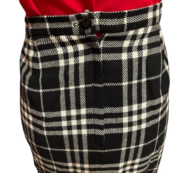 Requirements Wool Blend Plaid Skirt with Fringe Hem |Size 12P | EUC - Picture 4 of 6